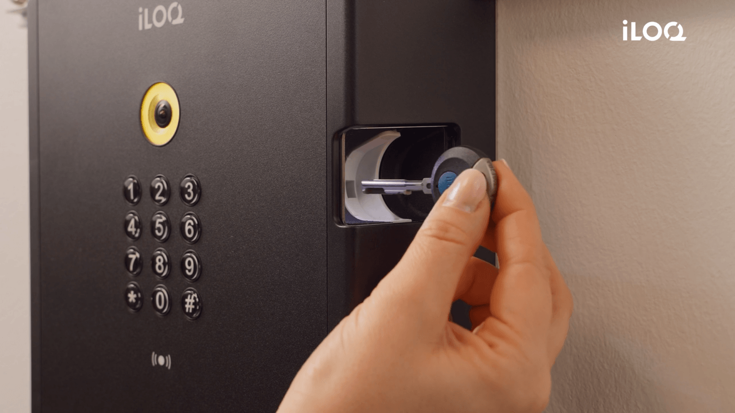 iLOQ S5 nøkkel og Livion selvbetjent nøkkelskap for minilager
